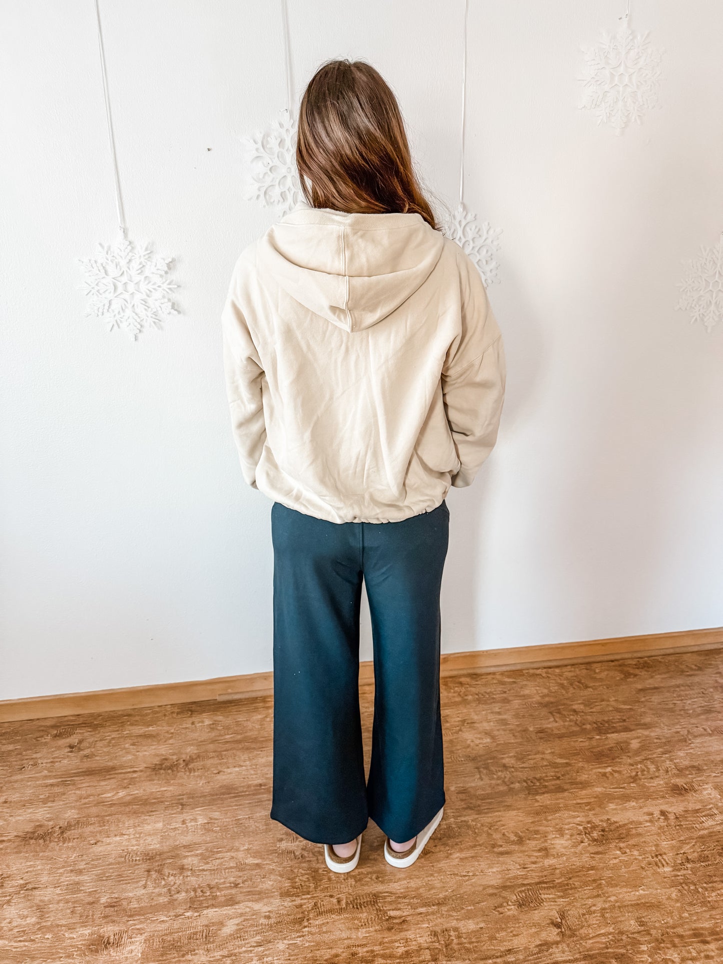 Easy Going Hoodie (Cream) (S-XL)