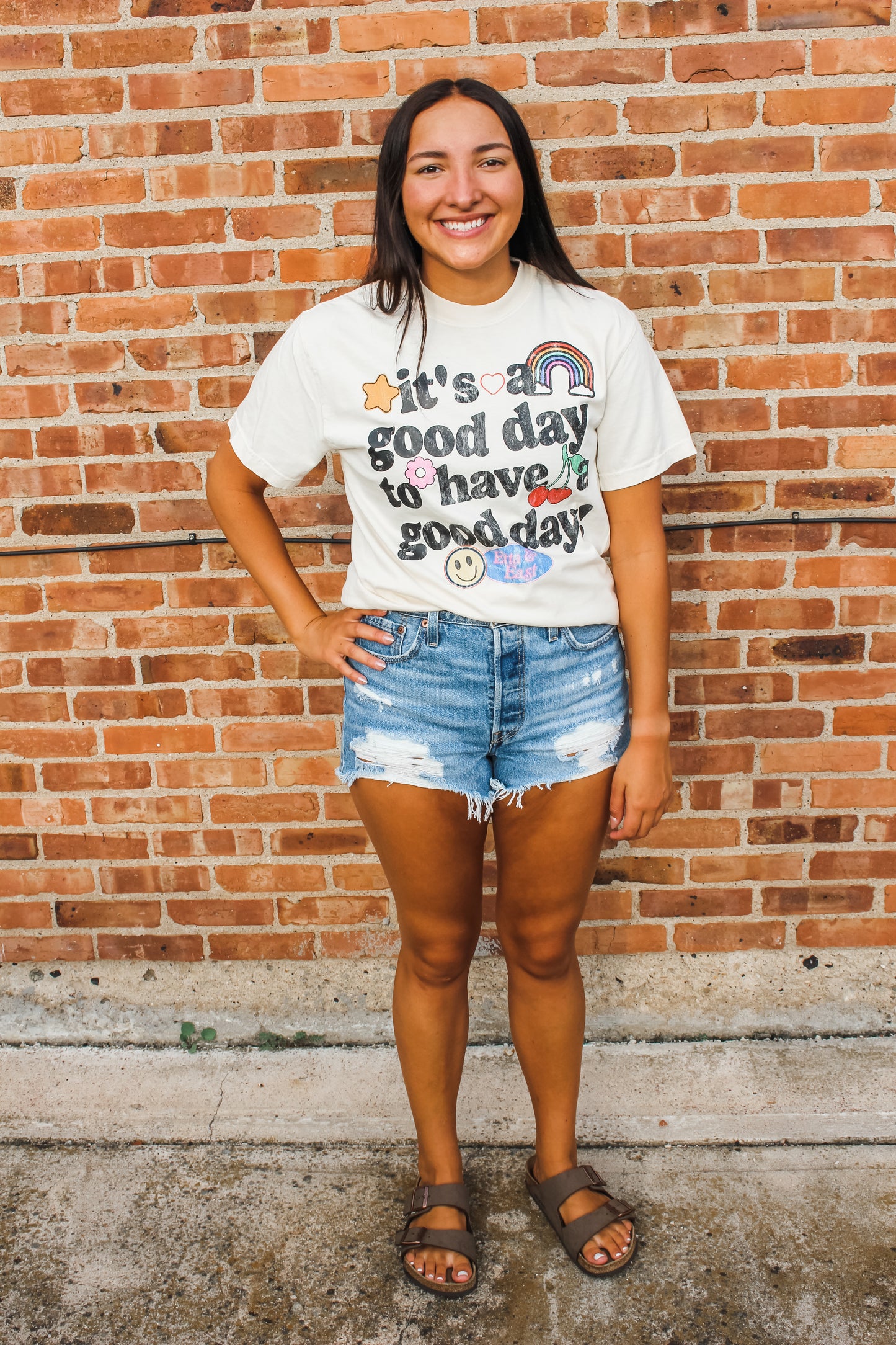 Good Day Graphic Tee (S-XL)