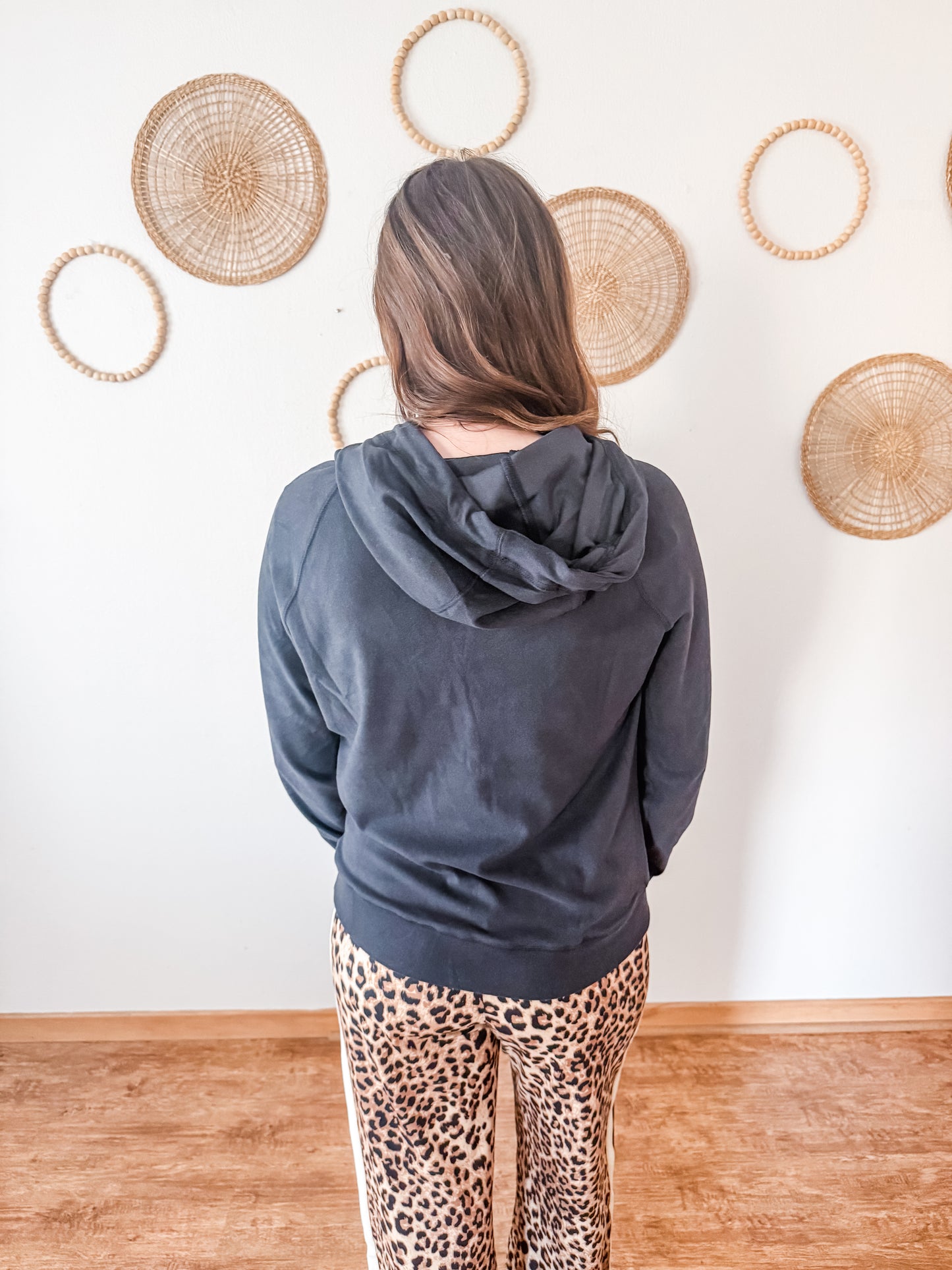 Simple Style Hoodie (Black) (S-XL)