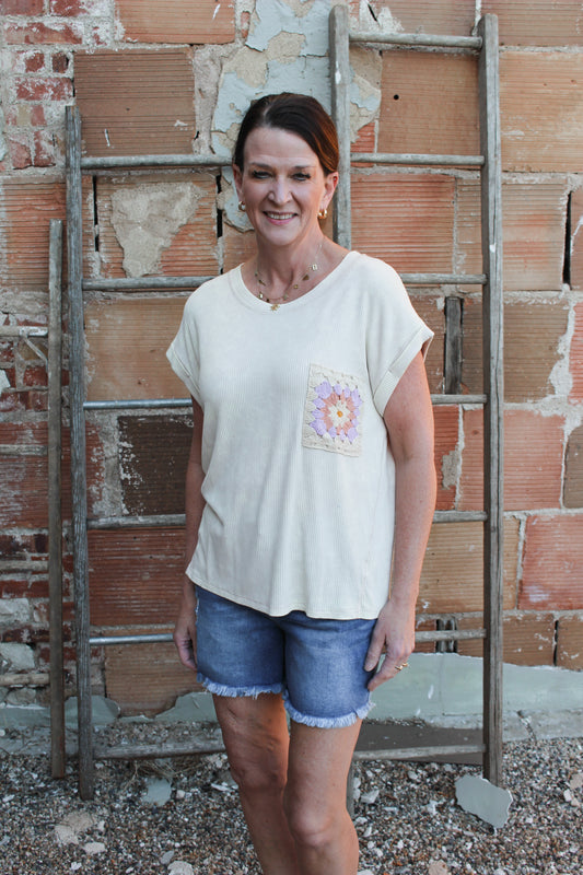 Simple Details Top