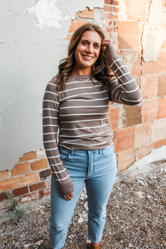 Autumn Feels Top (Taupe/White)