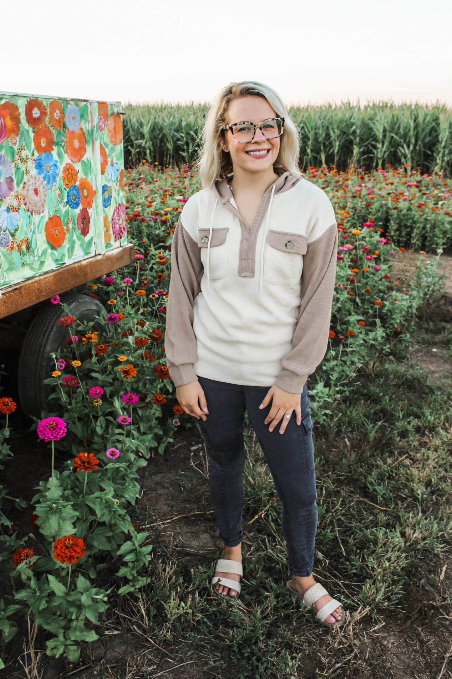 Casually Styled Hoodie (S-XL)