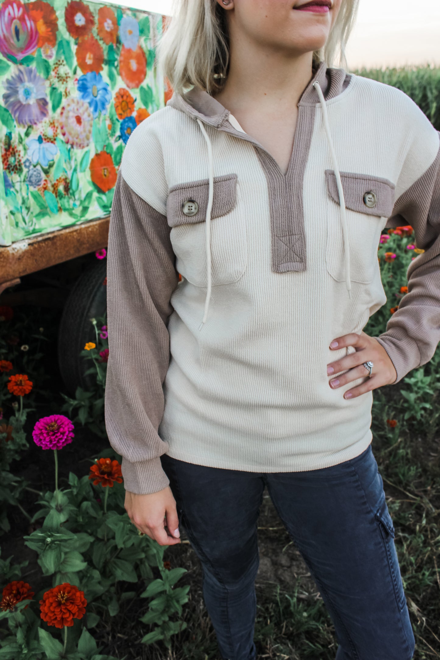 Casually Styled Hoodie (S-XL)