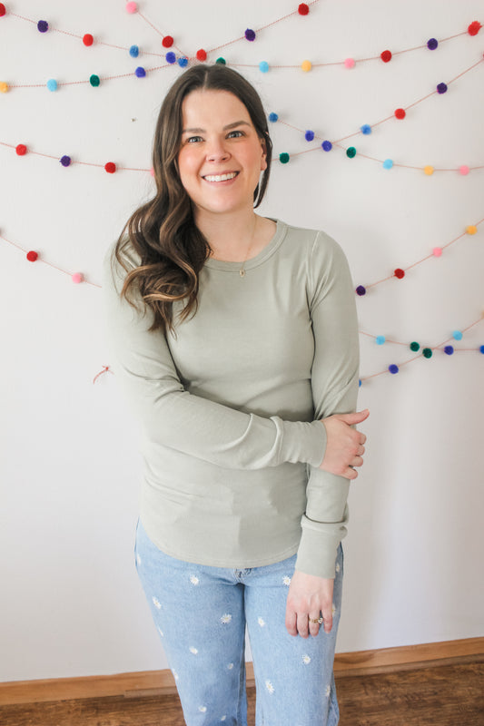 [Thread & Supply] Closet Staple Top (Sage)