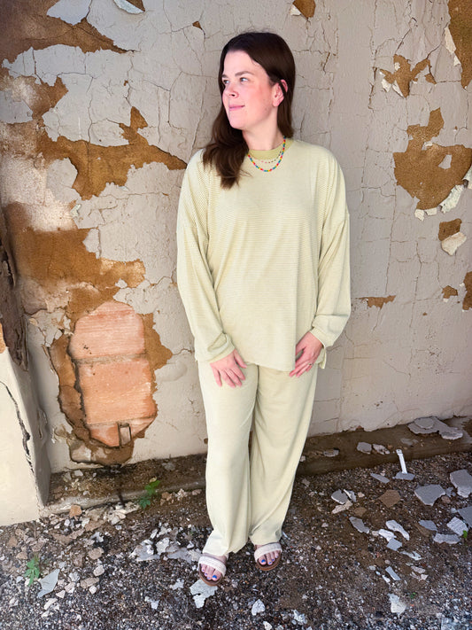 In Between Pants (Lime)