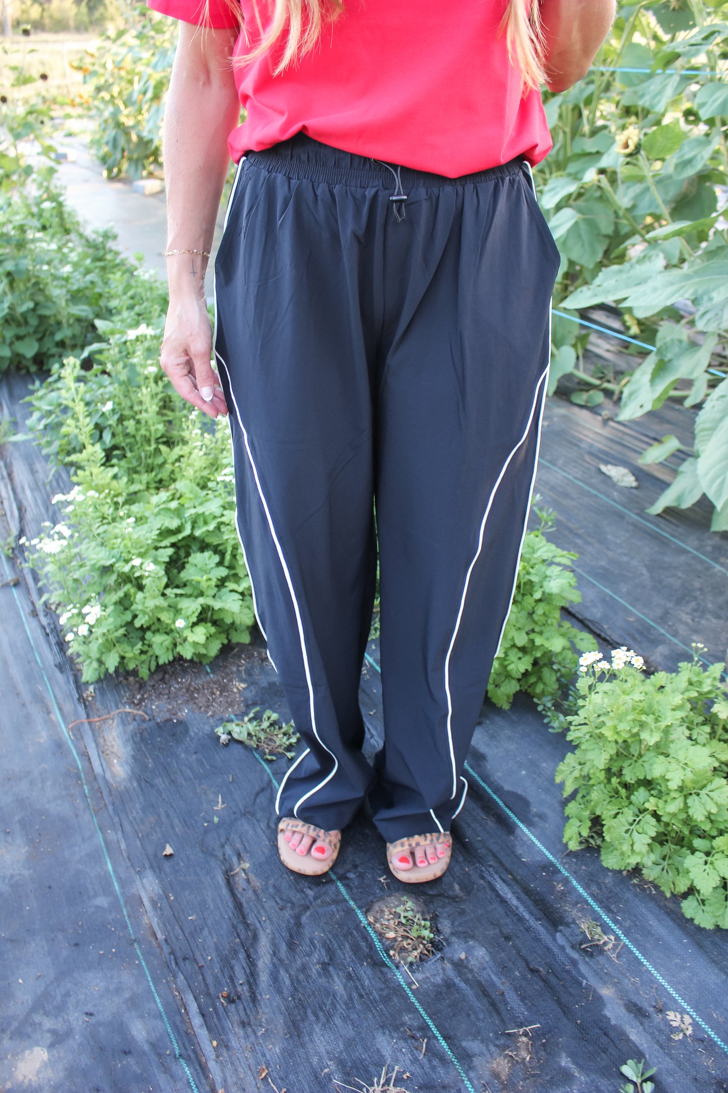 Falling for You Pants (Black)