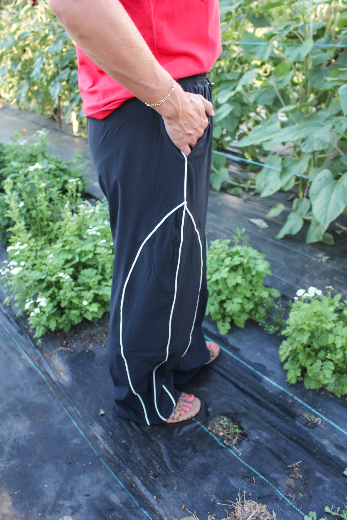 Falling for You Pants (Black)