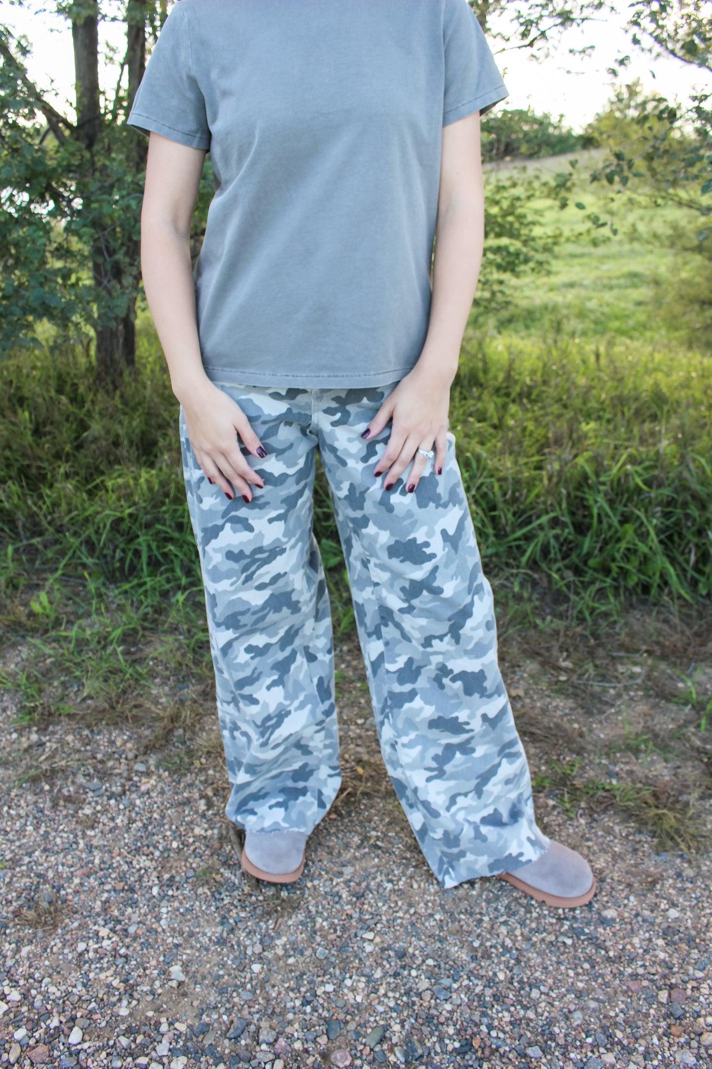 [Hidden] Camo Cutie Jeans
