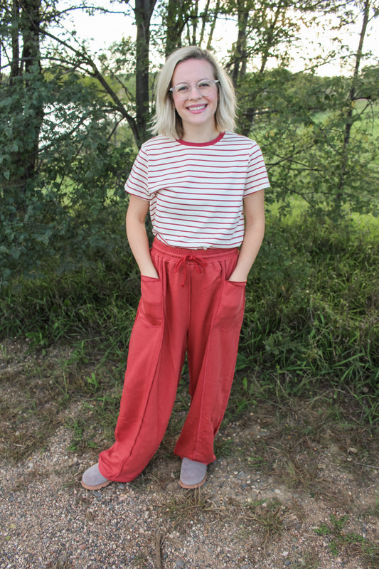 [Thread + Supply] Fall Favorite Top (Berry)